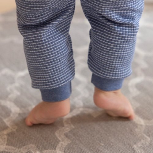 Wafelpyjama blue melange - Zilverschoon feetje wafelpyama bluemelange baby detail - 305610
