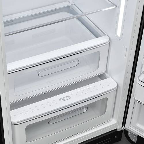 Koelkast Zwart Vrijstaand Enkeldeurs - Zilverschoon smeg koelkast zwart fab28rbl6 3 - FAB28RBL6