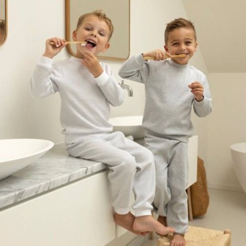 Wafelpyjama grijs - Zilverschoon wafelpyama grijs 305603 kids sfeer2 - 305603 kids