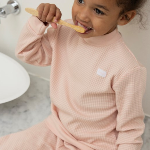 Wafelpyjama oud roze - Zilverschoon wafelpyama oudroze detail meisje 1 - 305615 kids (774)